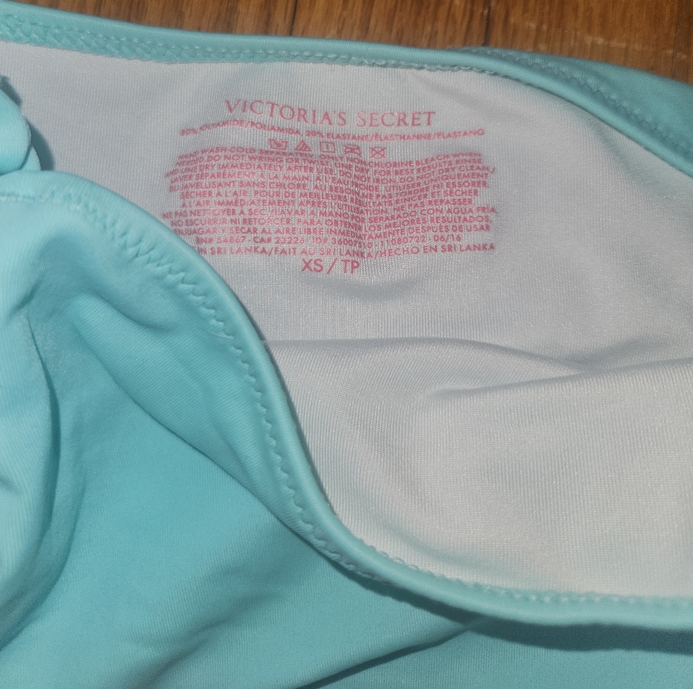 Victoria's Secret Aqua Bikini Set XS Stappy Bottoms & Removable Strapless Top - Picture 4 of 16